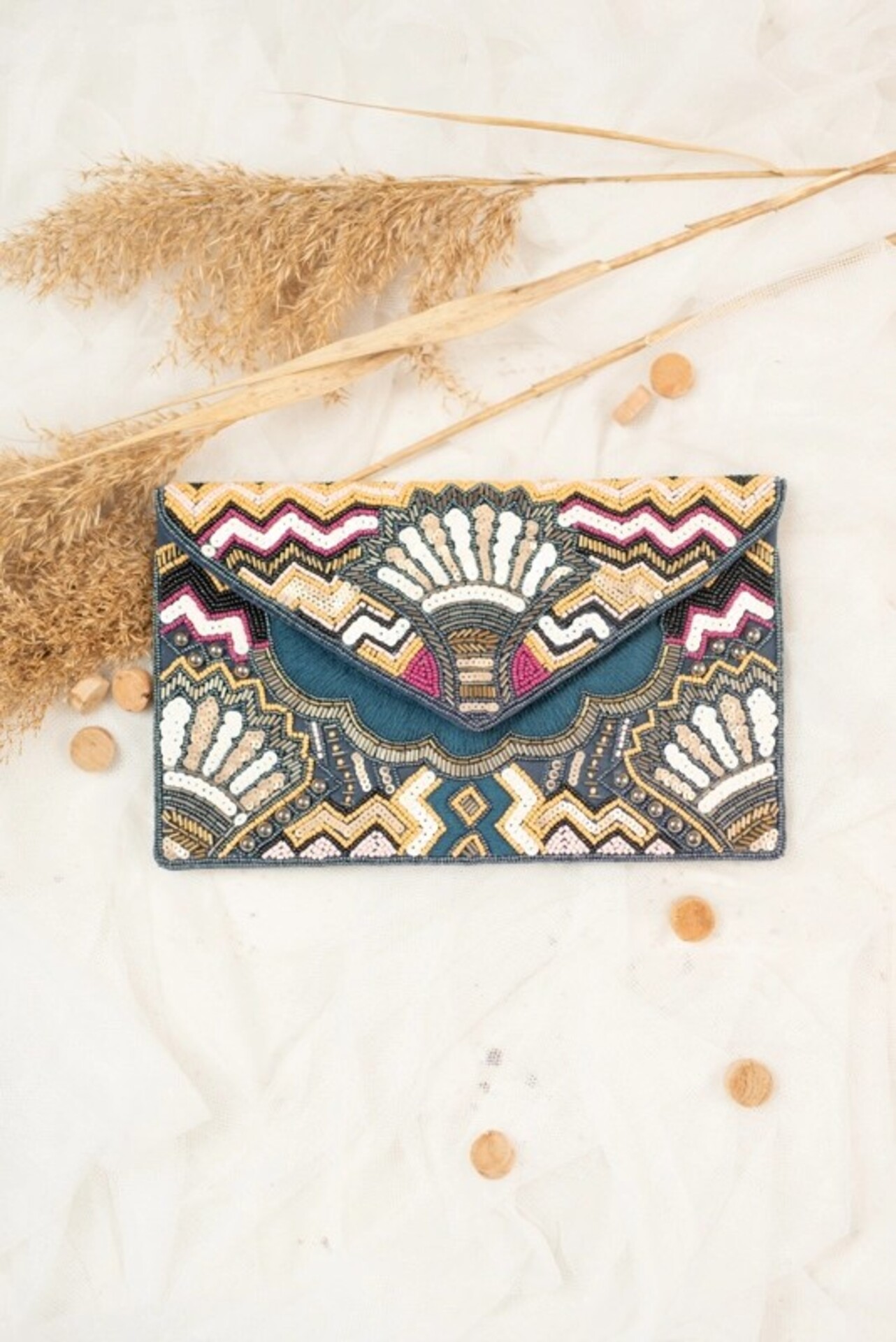 Pochette perlée multi colors