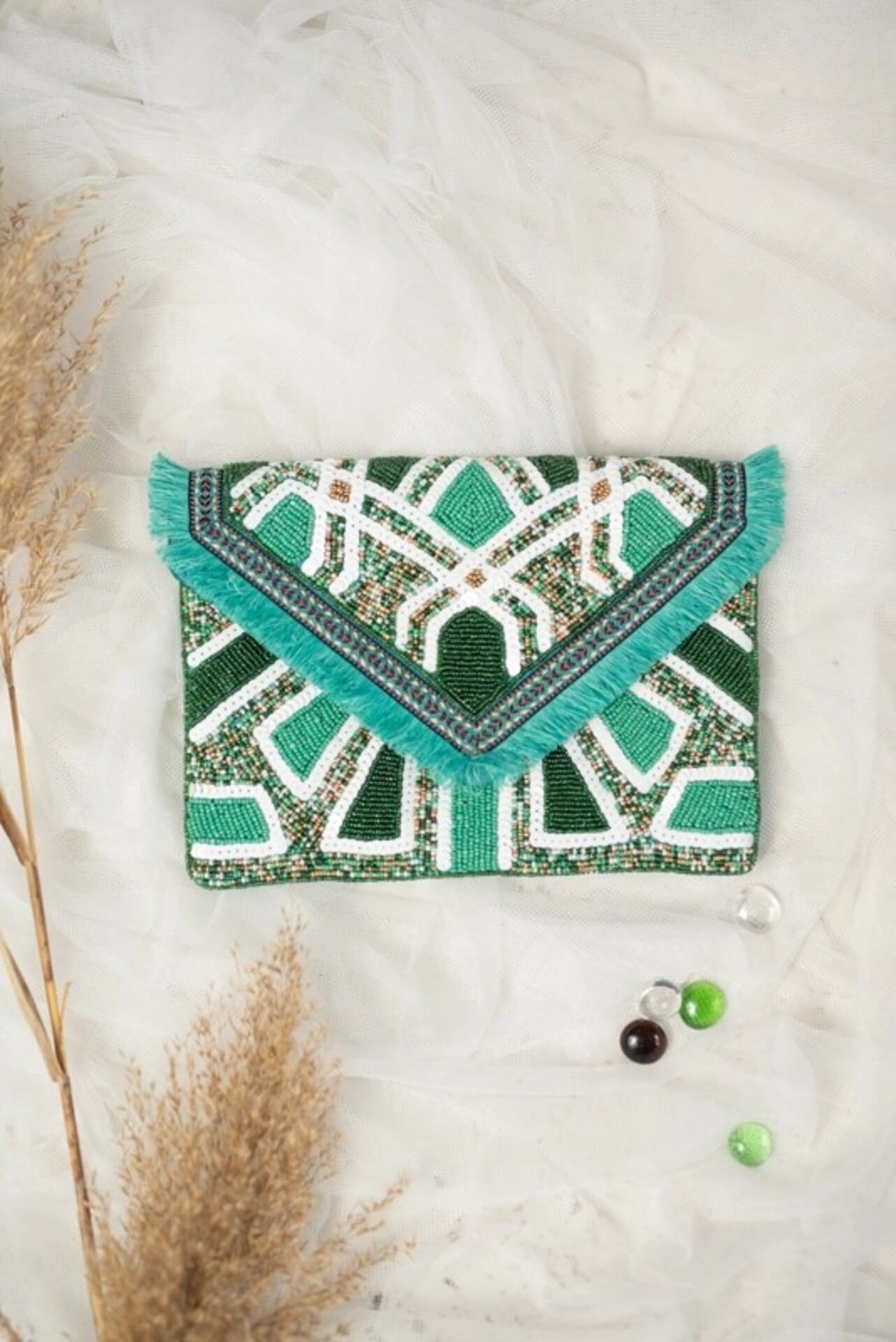 Pochette perlée verte – Image 2